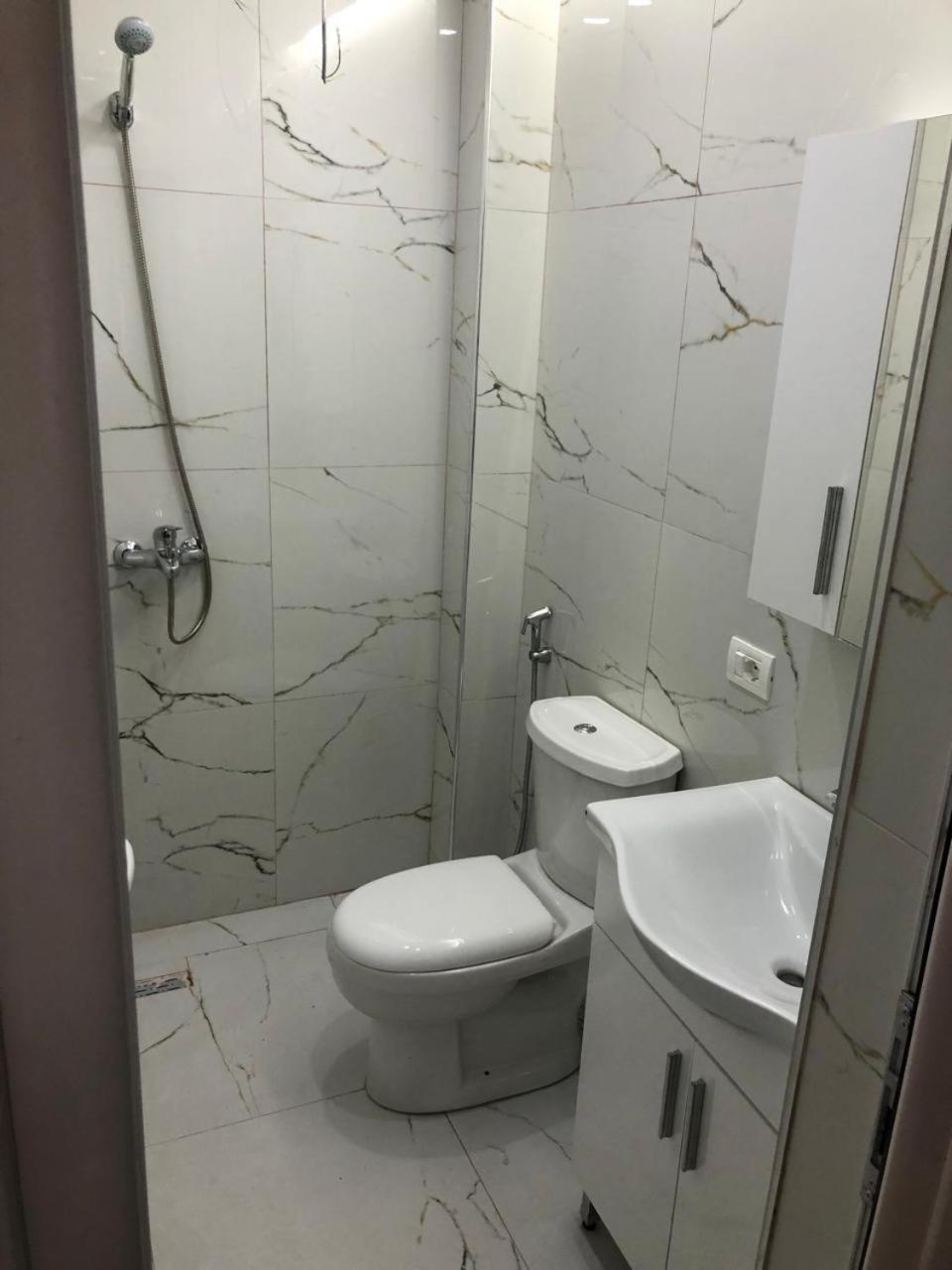 Vila Topi Vlore Luaran gambar