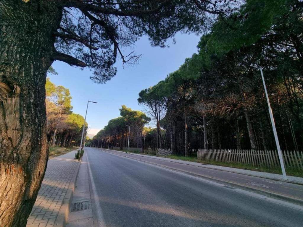 Vila Topi Vlore Luaran gambar